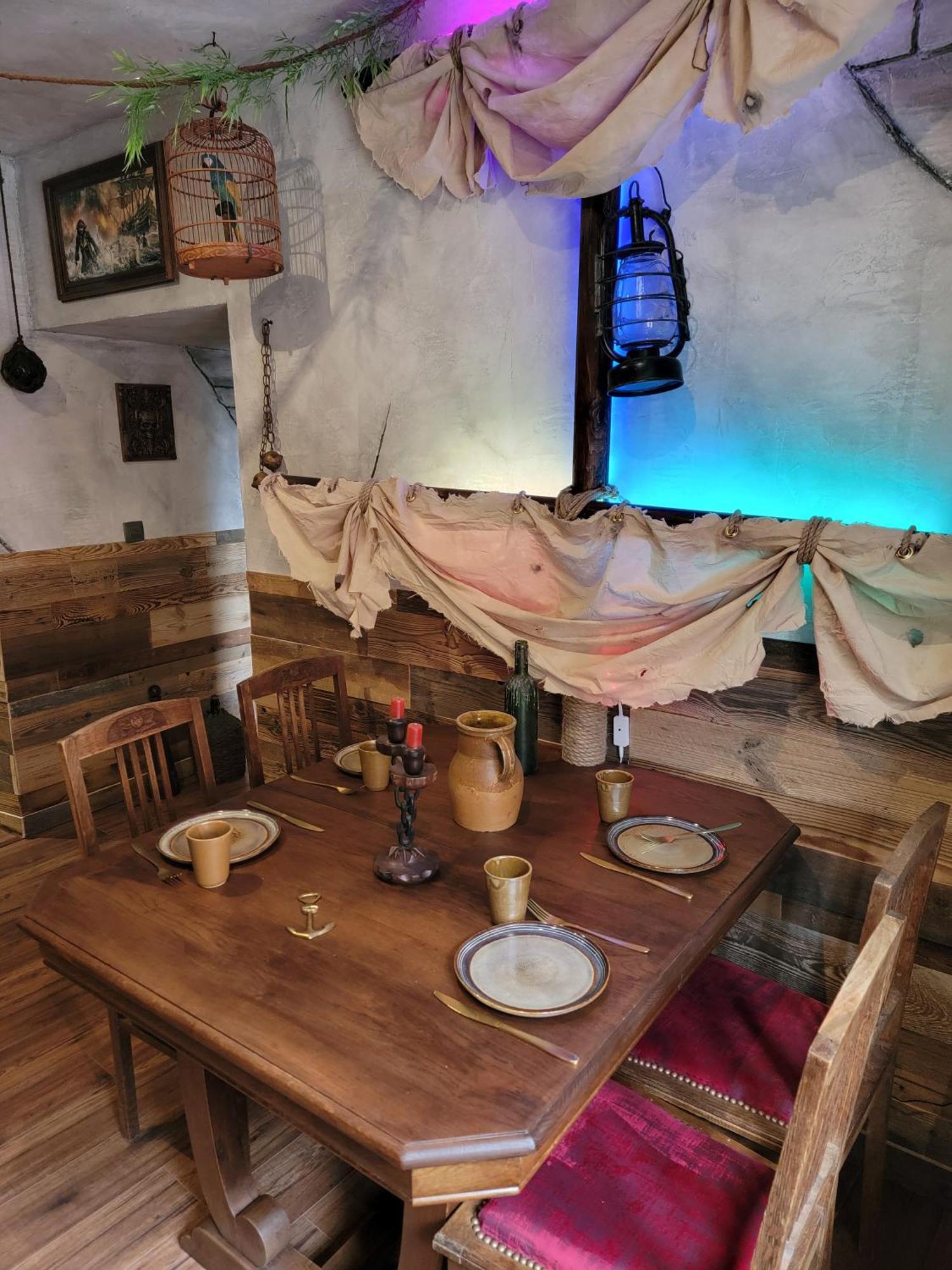 Le Repaire Des Pirates Logement Magique Sainte-Croix-en-Plaine Buitenkant foto